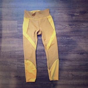 Lulu lemon mustard color leggings
